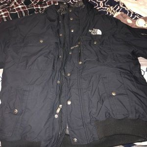 Used north face jacket used but good condition